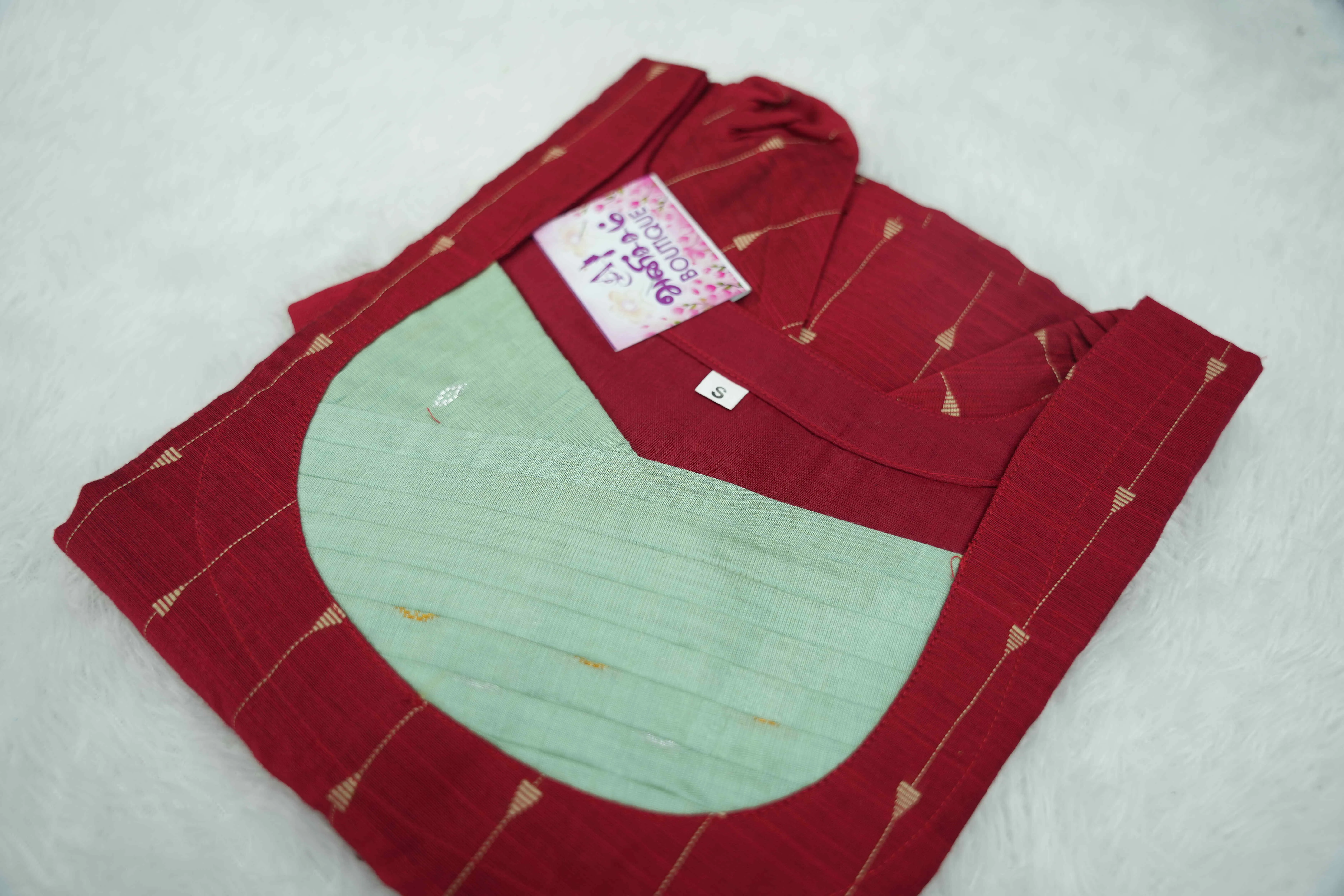 Cherry Pleated Arrow Set