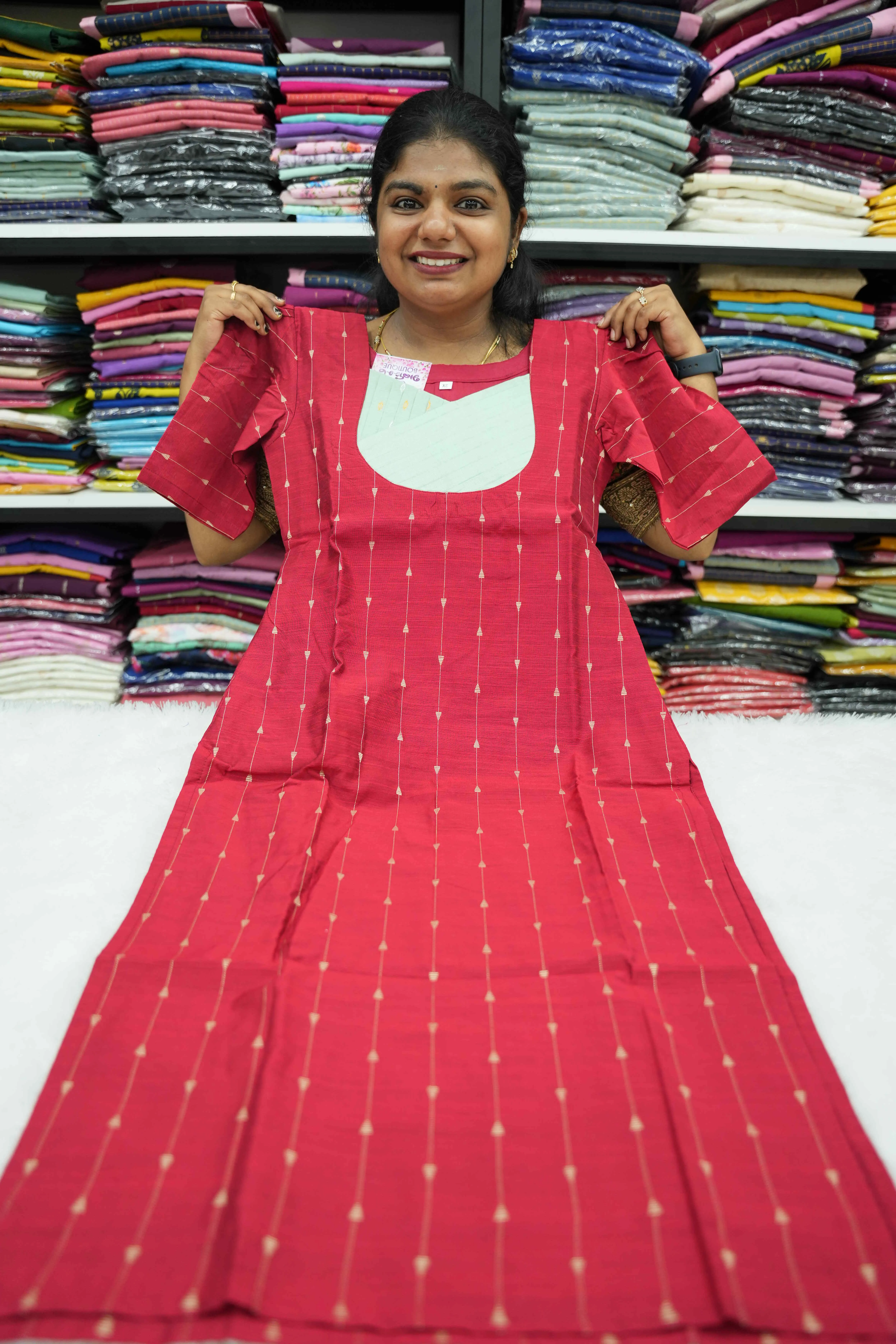 Cherry Pleated Arrow