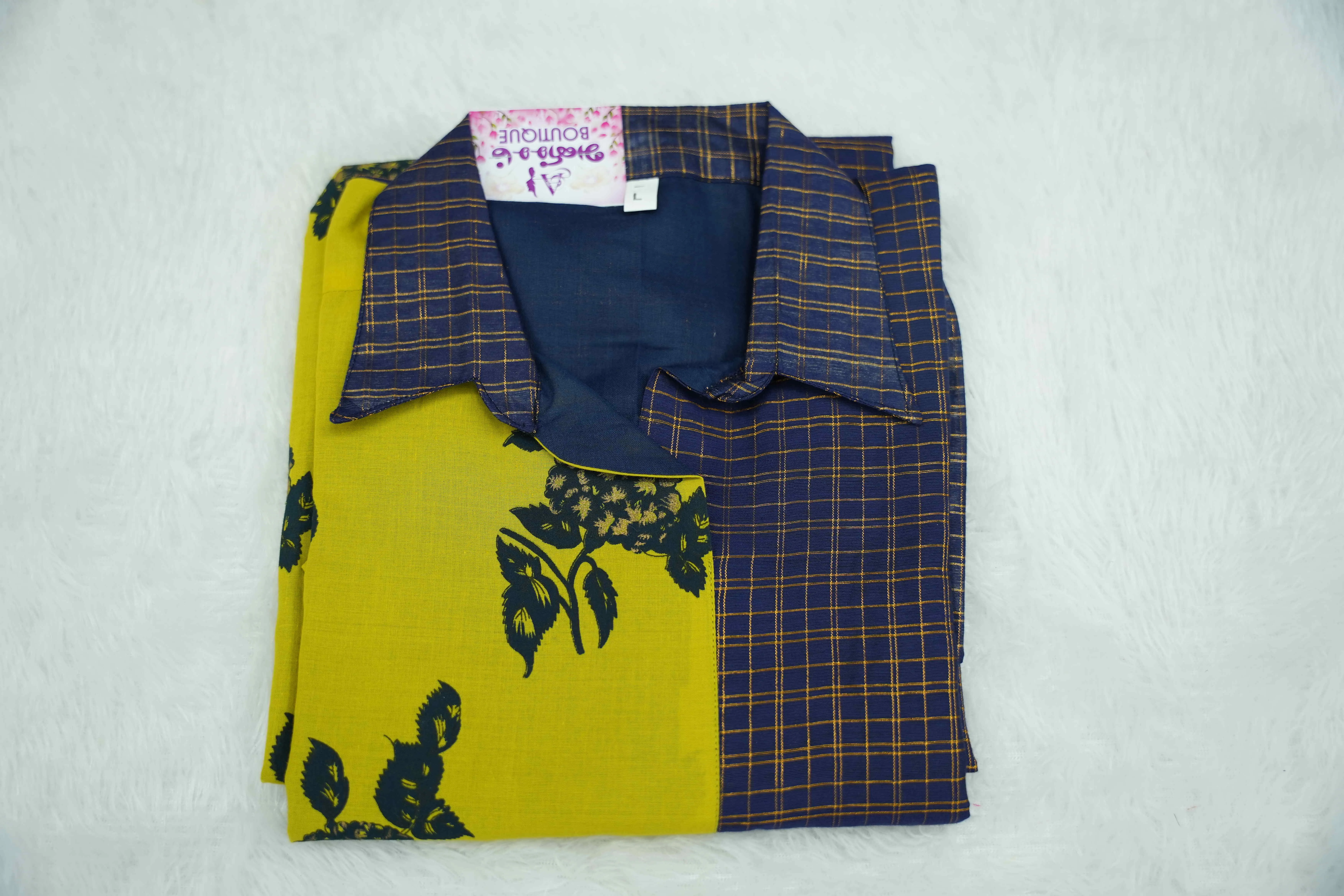 Navy Yellow Collar Set