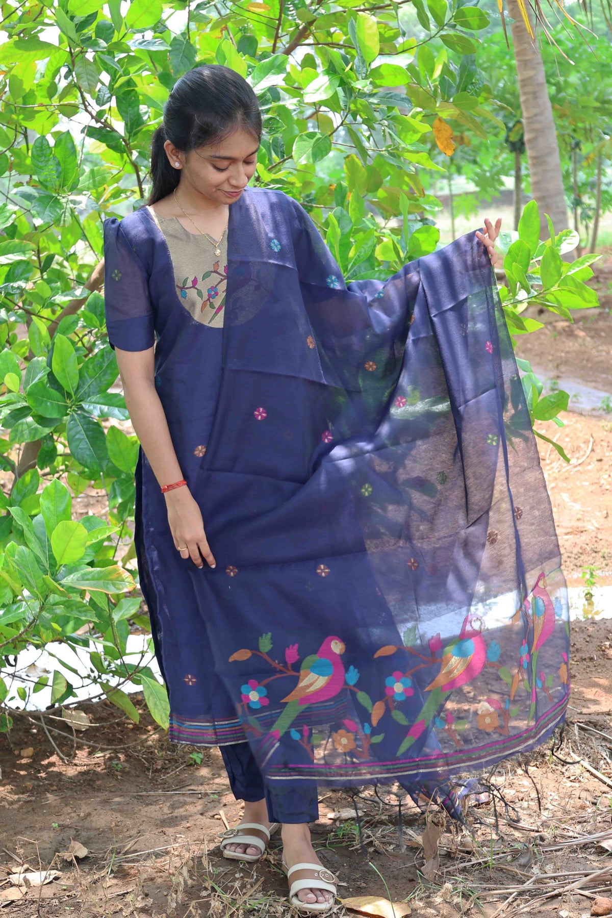 Blue Parrot Jamdhani Set